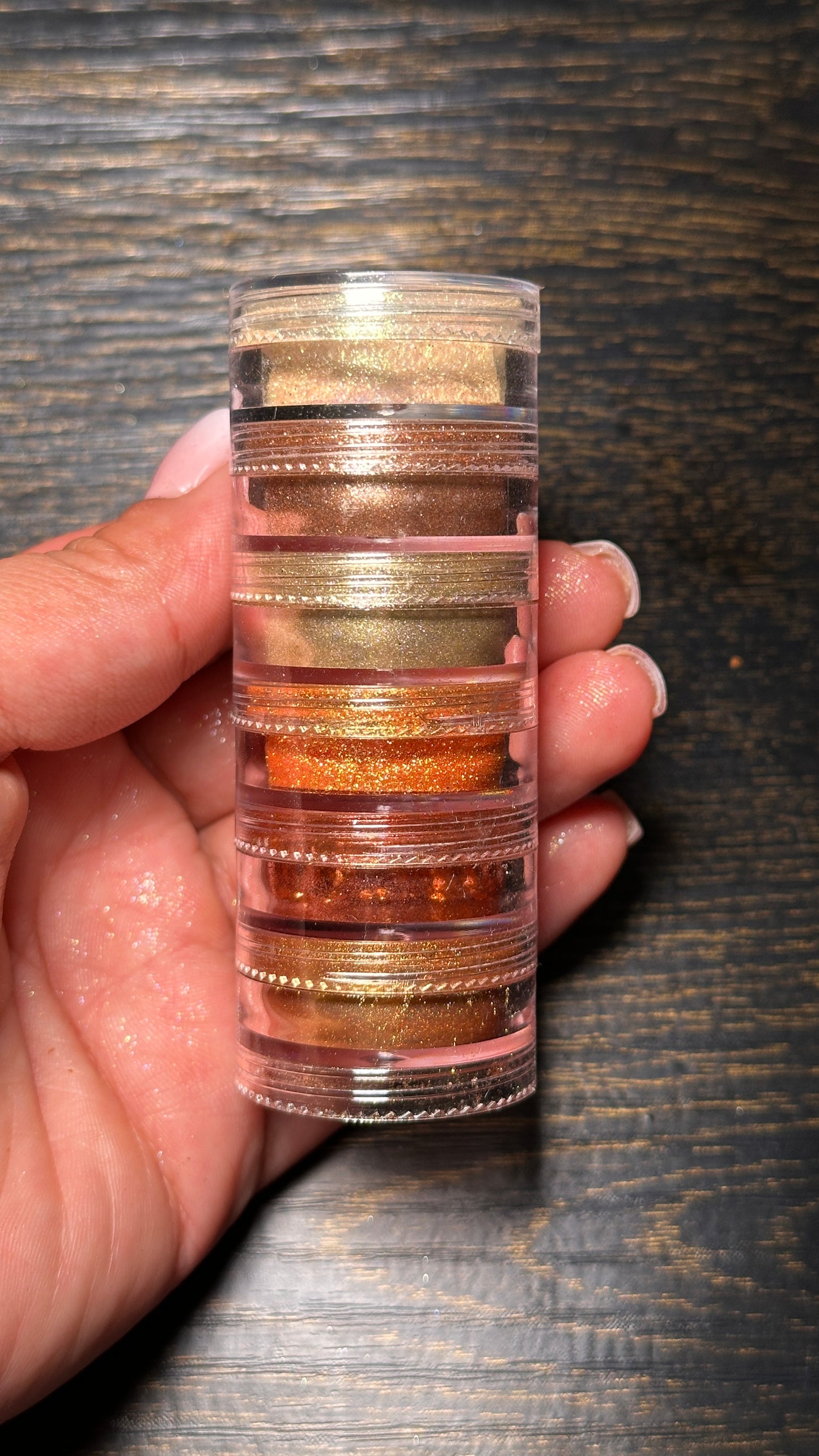 Glitter Pigment Towers