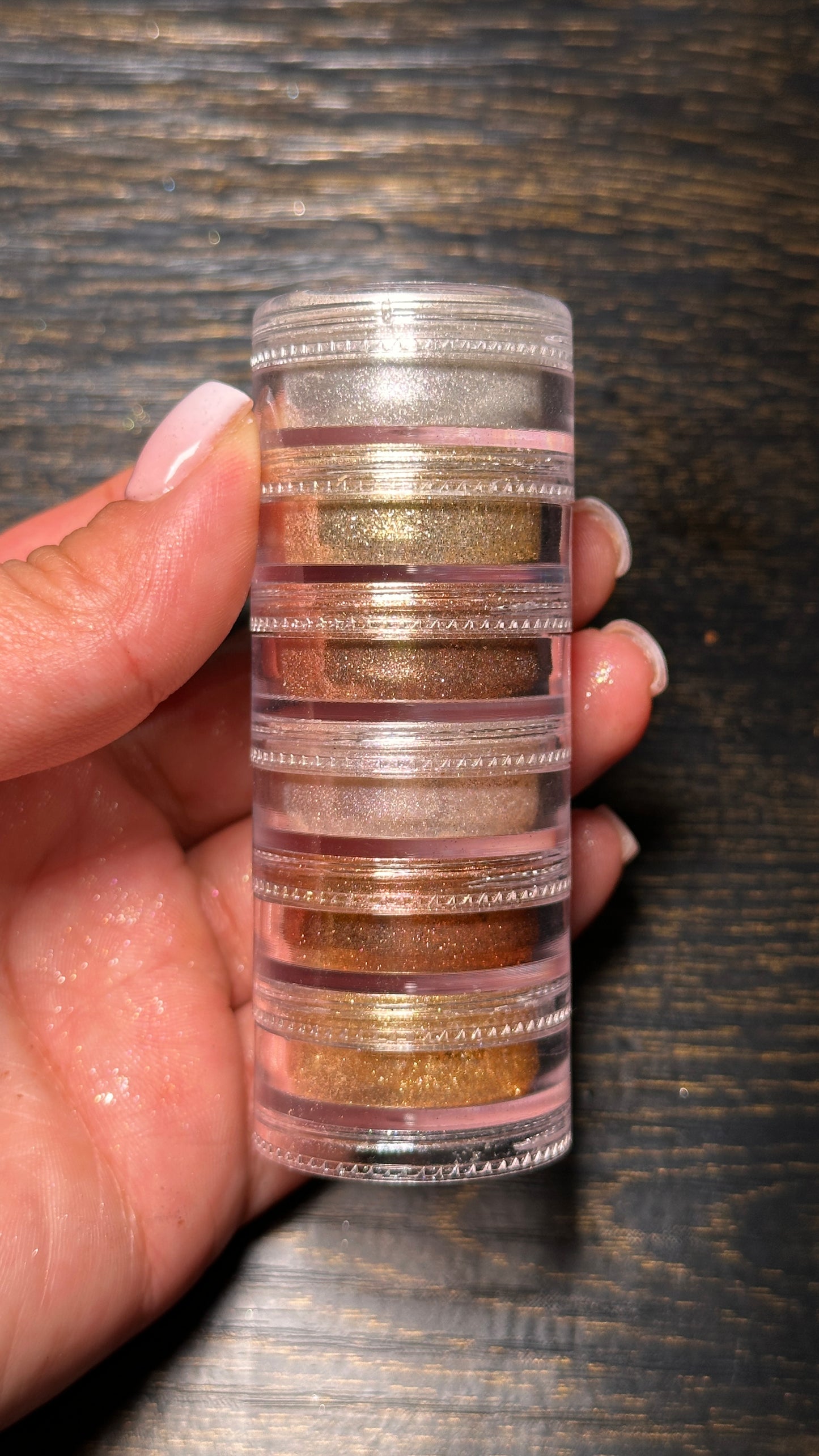 Glitter Pigment Towers