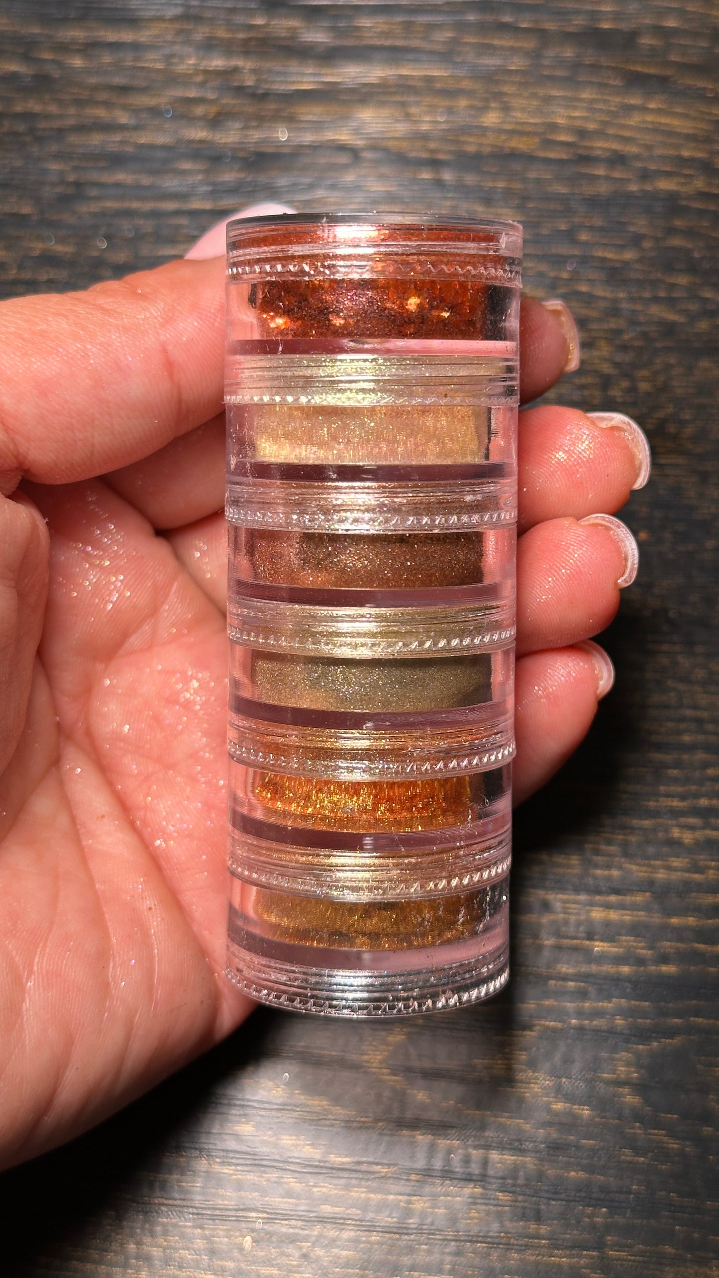 Glitter Pigment Towers