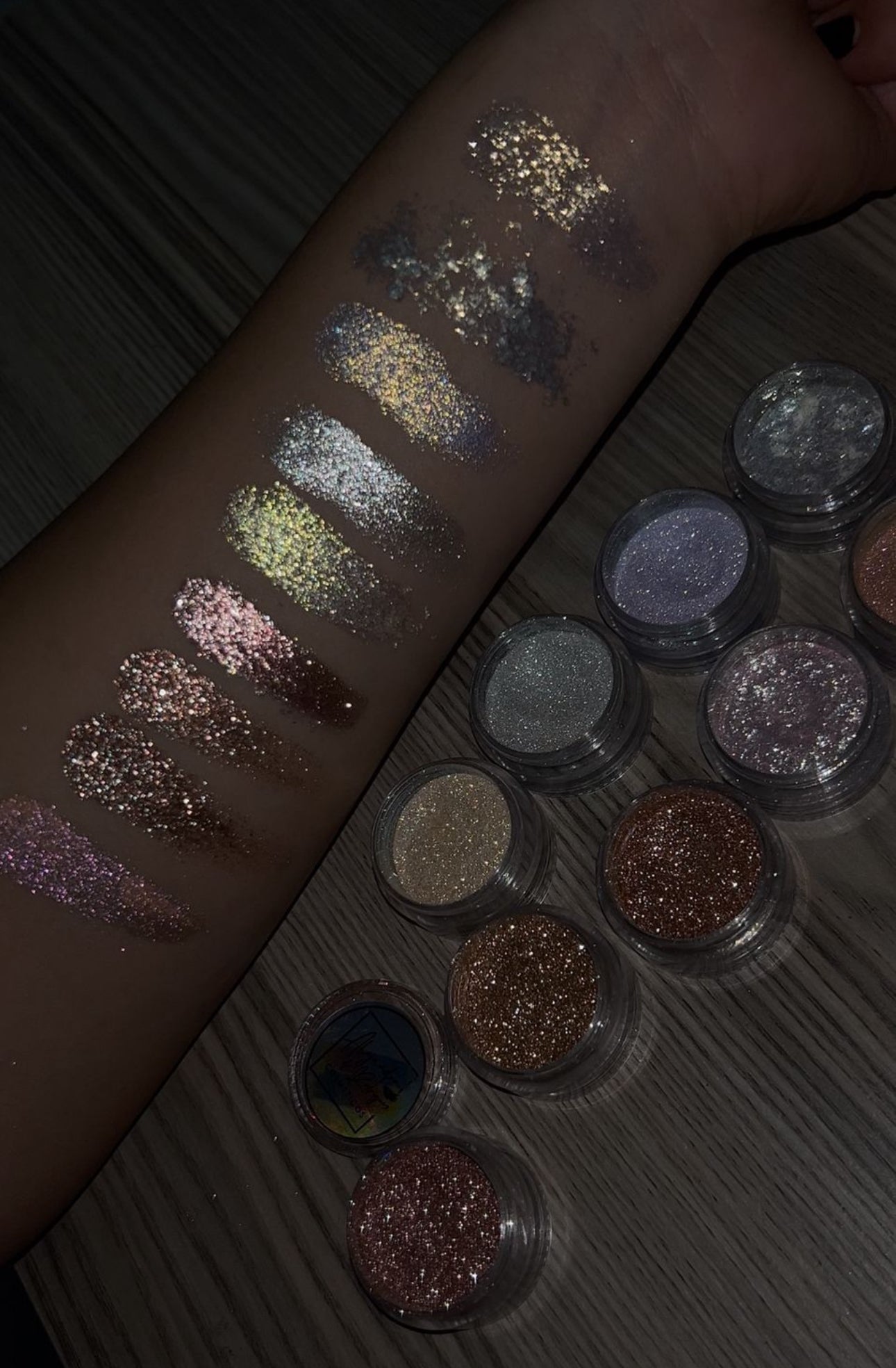 Glitter Pigment Towers