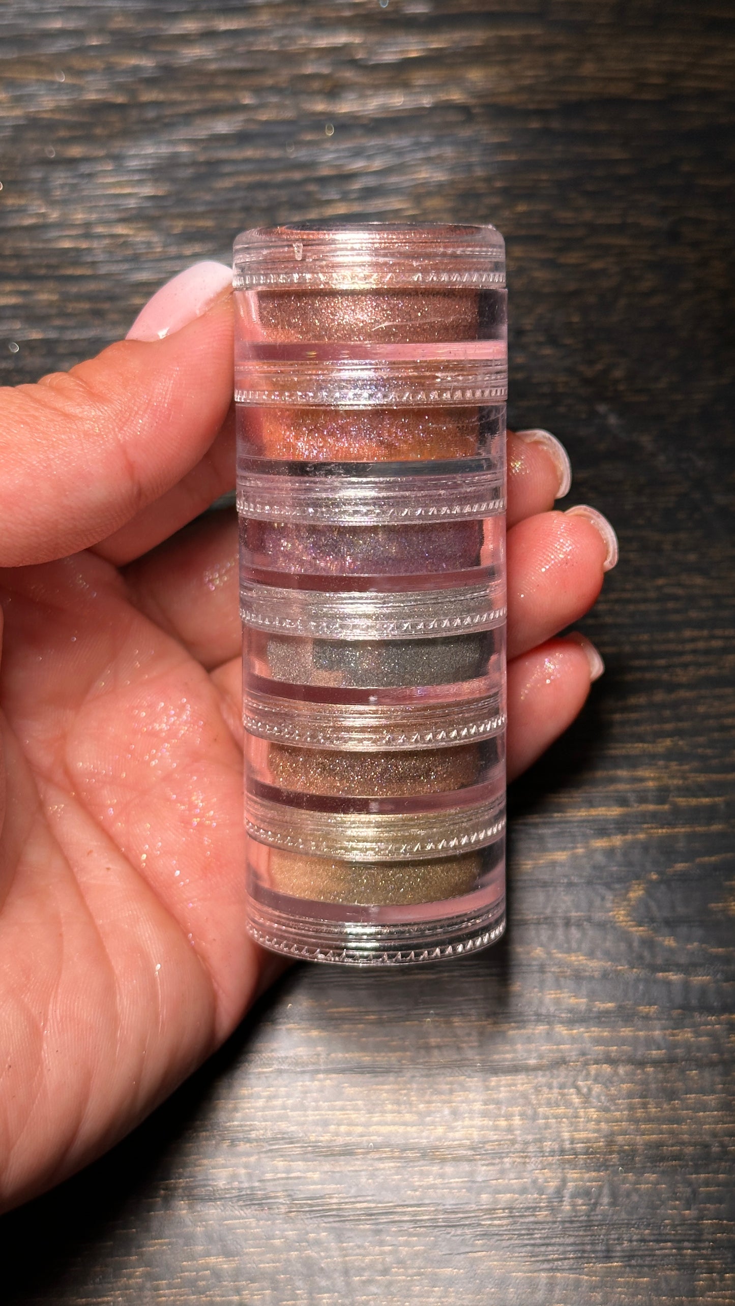 Glitter Pigment Towers